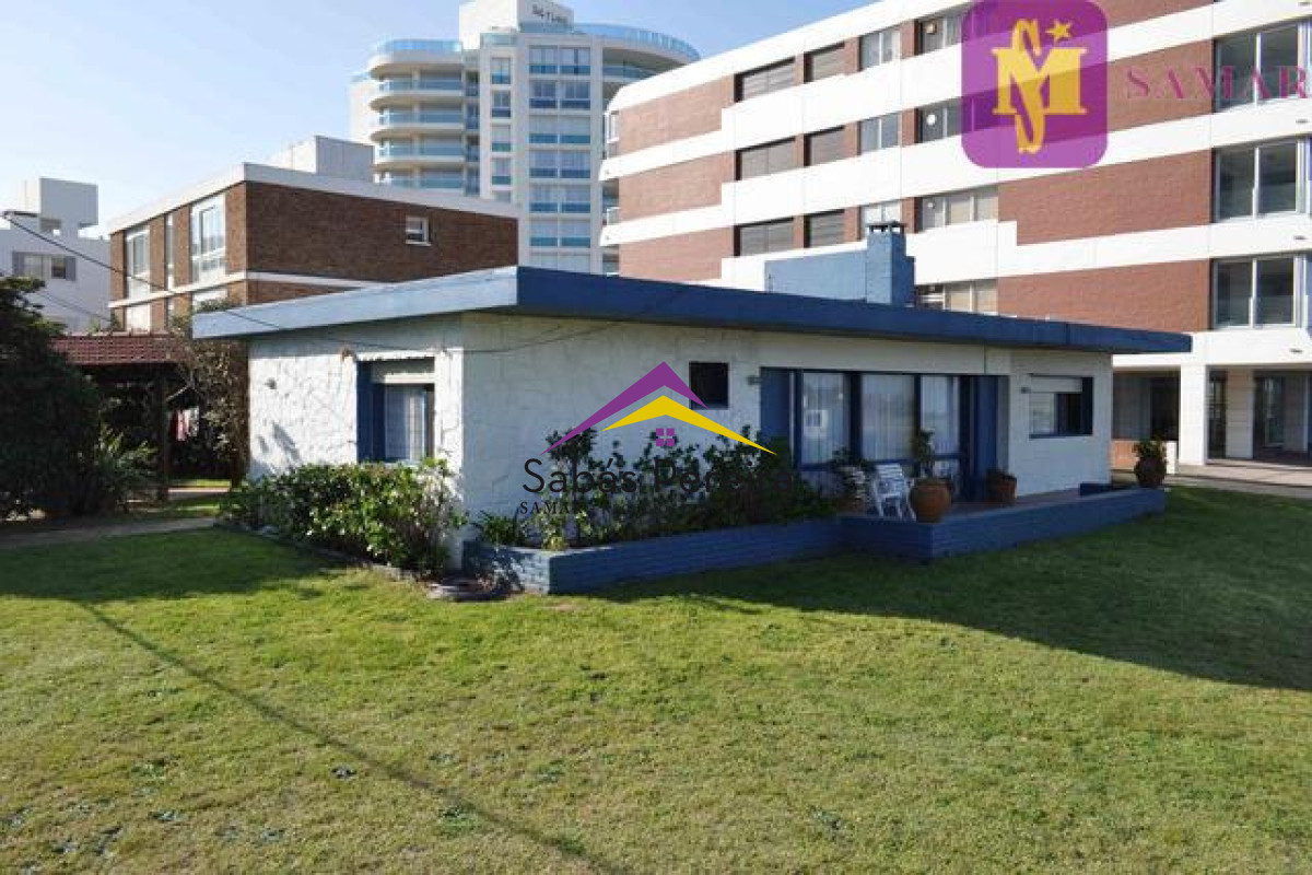 Casa ID.38179 - Alquiler de Casa de 3 dormitorios en Punta del Este Playa Brava