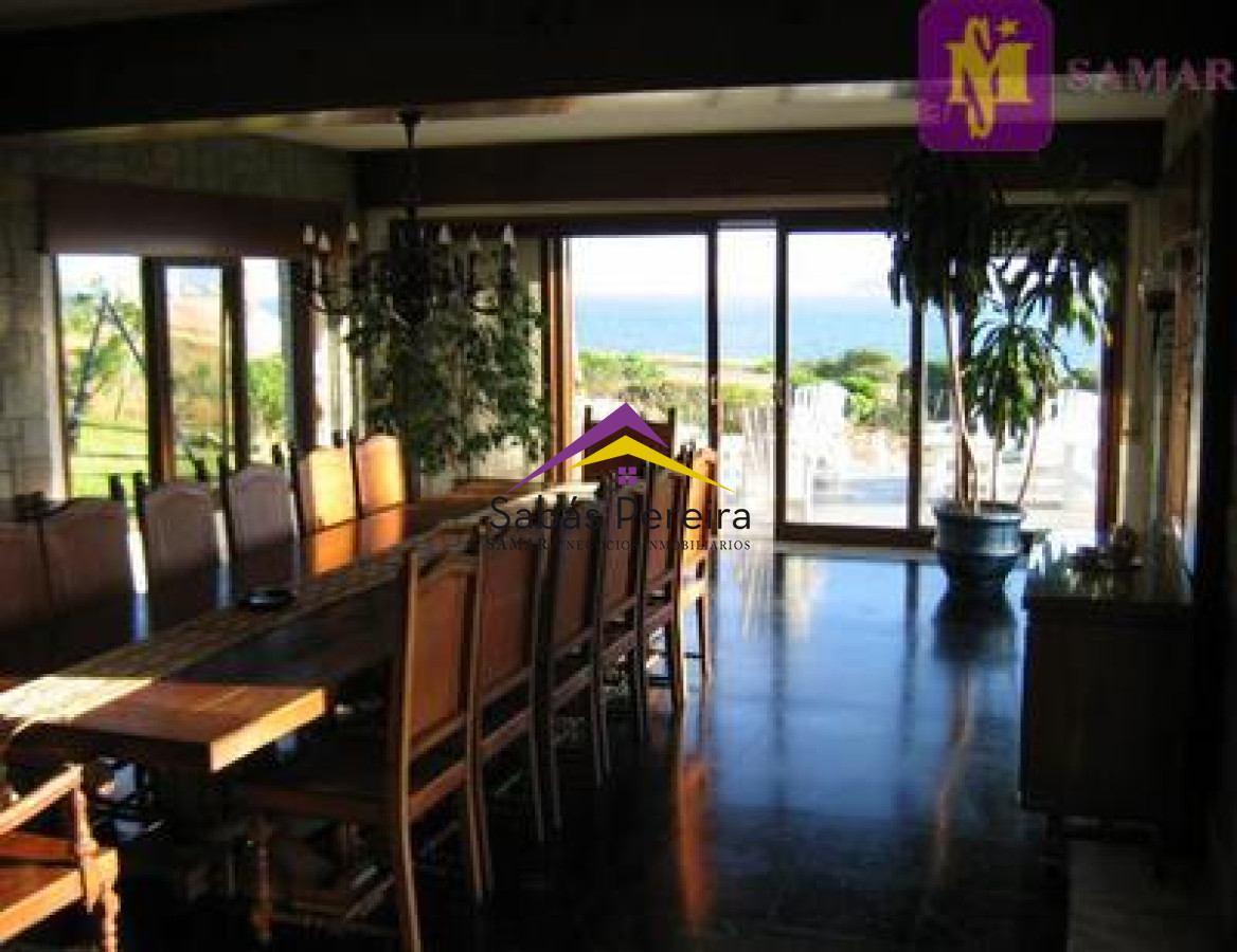 Casa ID.38230 - Venta de Casa de 6 dormitorios Punta del Este Mansa