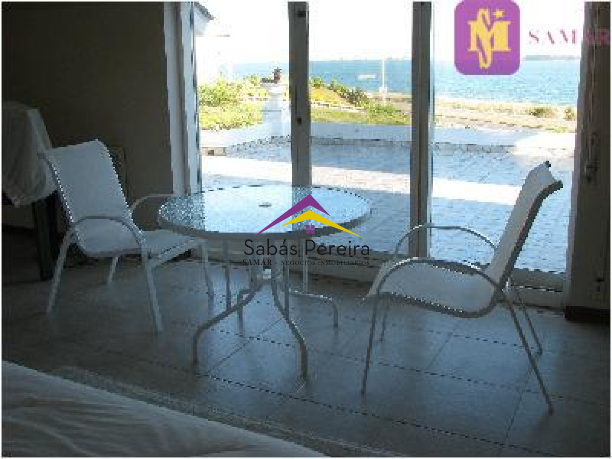 Casa ID.38230 - Venta de Casa de 6 dormitorios Punta del Este Mansa