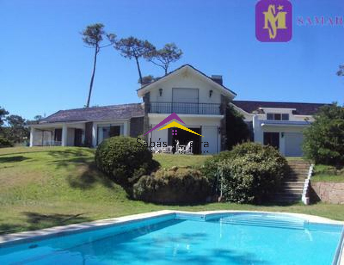 Casa ID.38230 - Venta de Casa de 6 dormitorios Punta del Este Mansa