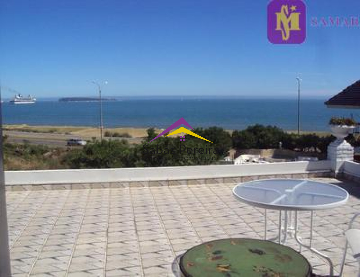 Casa ID.38230 - Venta de Casa de 6 dormitorios Punta del Este Mansa