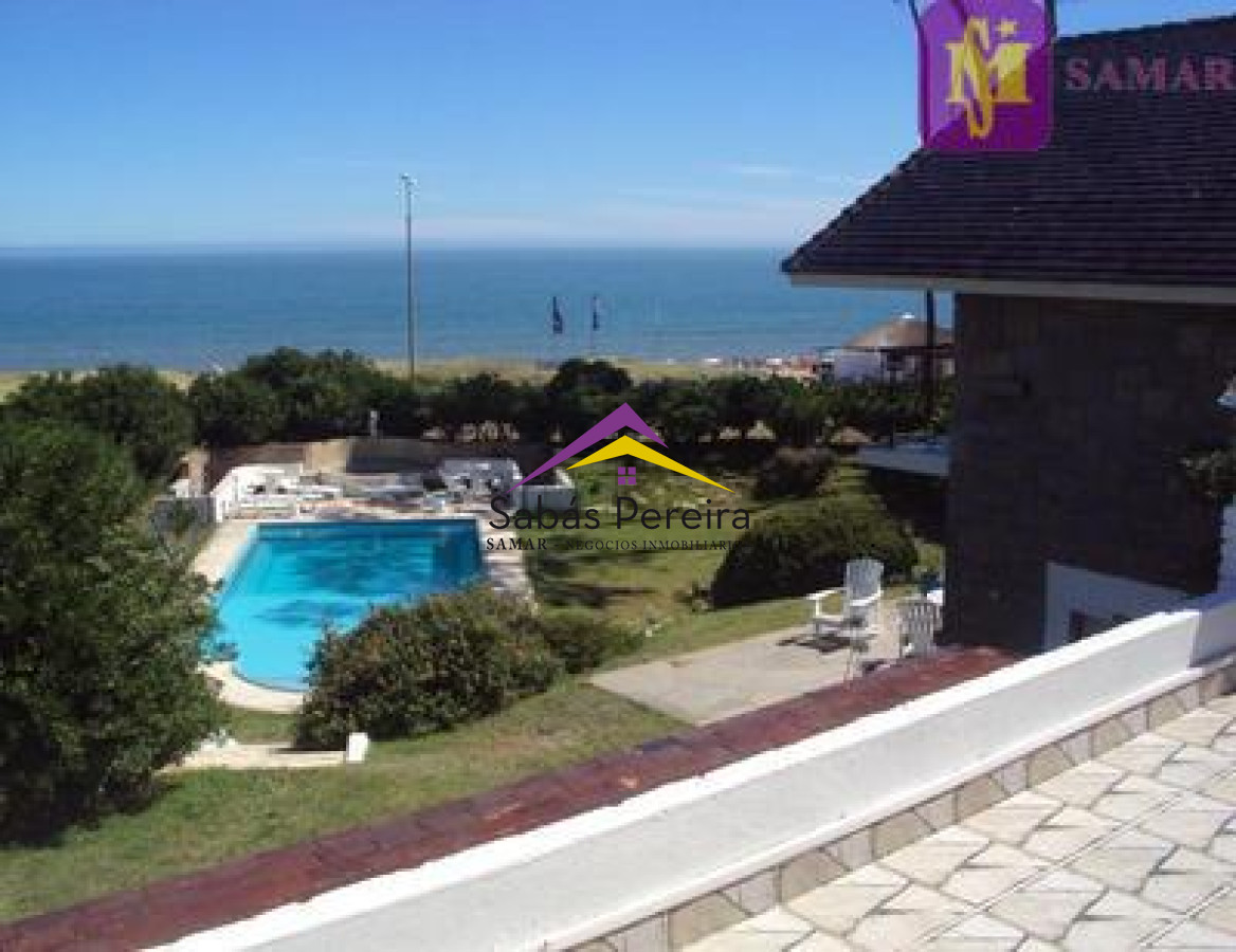 Casa ID.38230 - Venta de Casa de 6 dormitorios Punta del Este Mansa