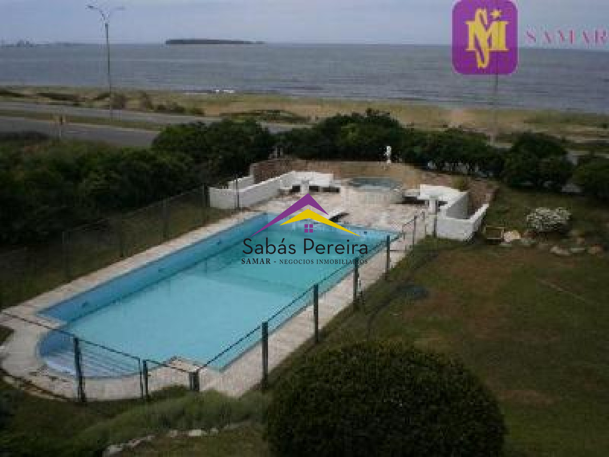 Casa ID.38230 - Venta de Casa de 6 dormitorios Punta del Este Mansa