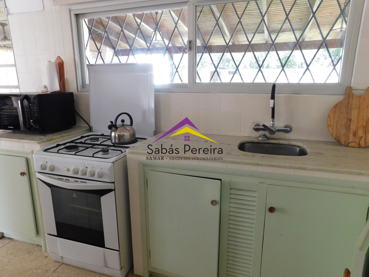 Casa ID.41412 - Venta casa de 3 dormitorios 2 baños Centro, Piriapolis, Maldonado