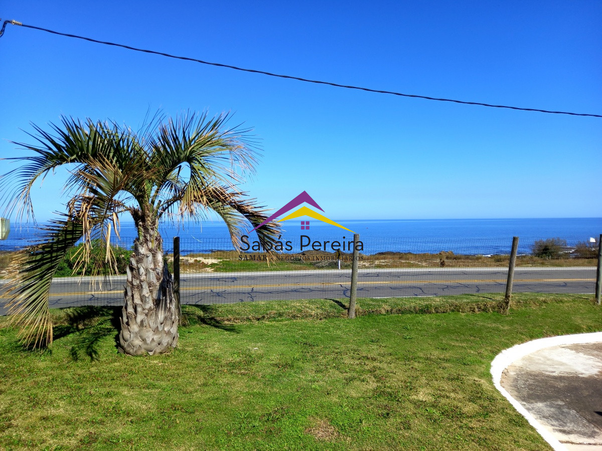 Casa ID.40917 - Venta casa 4 dormitorios, 5 baños, Playa Grande, Maldonado. 