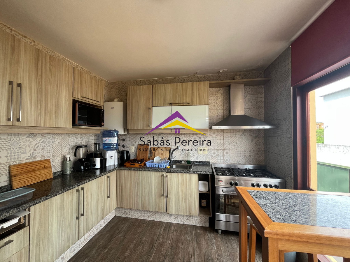 Casa ID.41487 - Venta de casa con amplio depósito