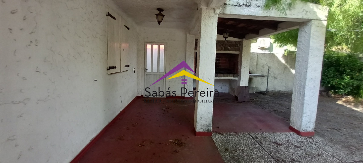 Casa ID.41224 - Casa en venta 4 dormitorios, 2 baños. Centro, Piriápolis, Maldonado.