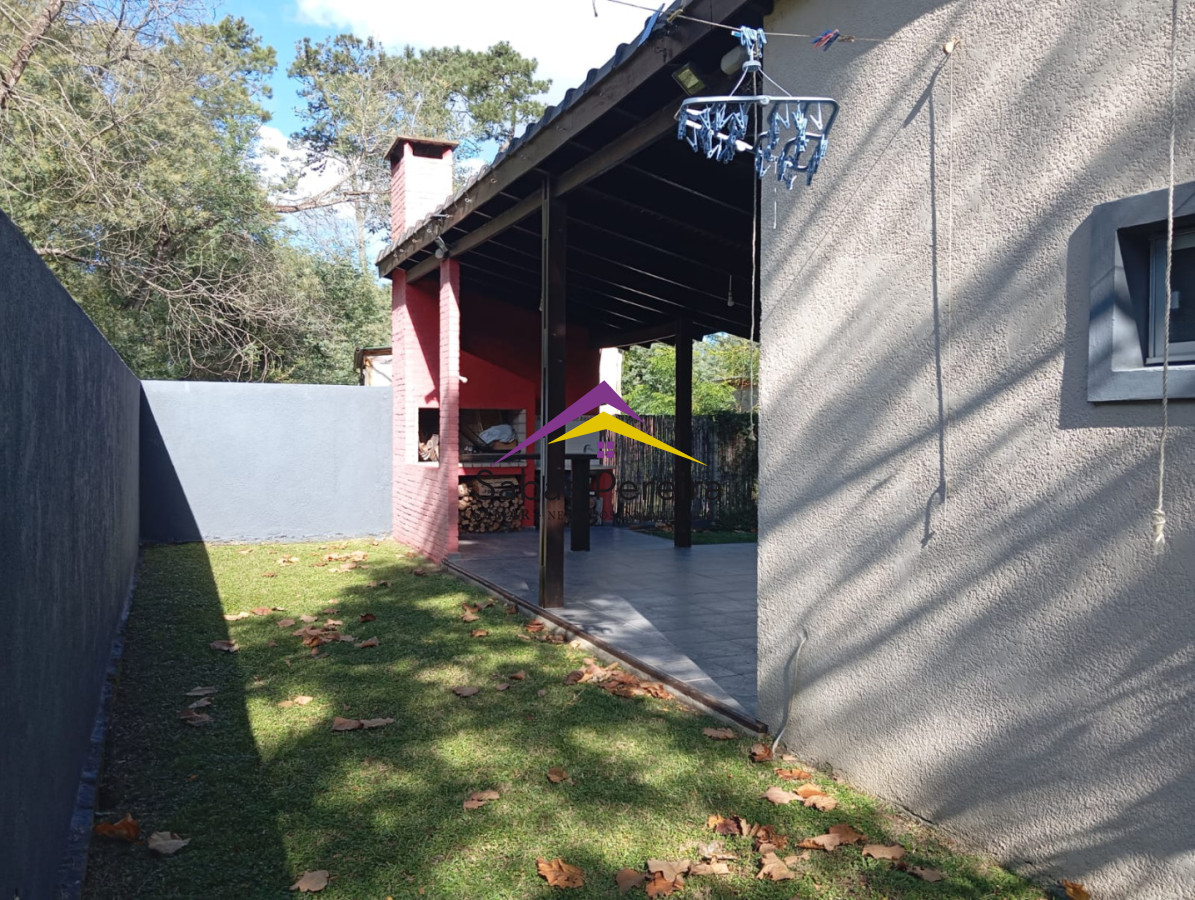 Casa ID.41712 - Venta, casa 2 dormitorios, 3 baños, Country, Piriapolis, Maldonado Country, Piriápolis, Maldonado.