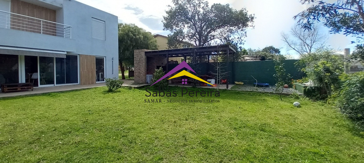 Playa Hermosa - GoPunta - Portal Inmobiliario de Punta del Este - Maldonado