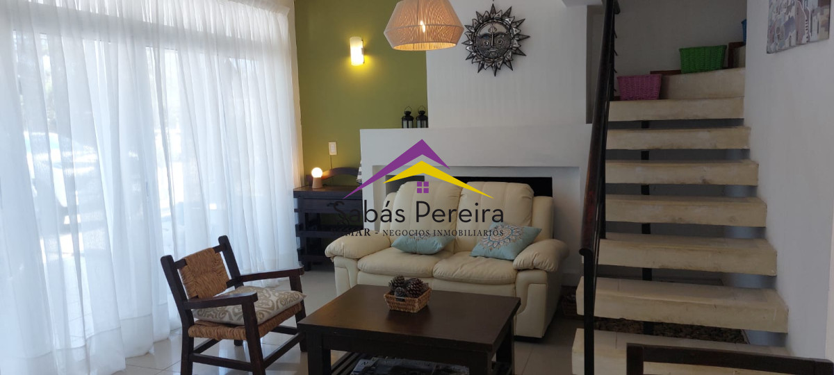 Casa ID.41115 - ALQUILER MANANTIALES 3 DORMITORIOS