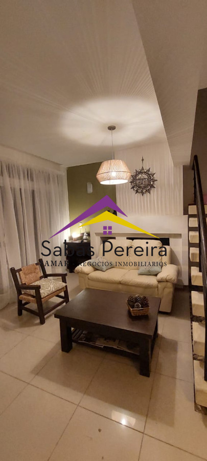 Casa ID.41115 - ALQUILER MANANTIALES 3 DORMITORIOS