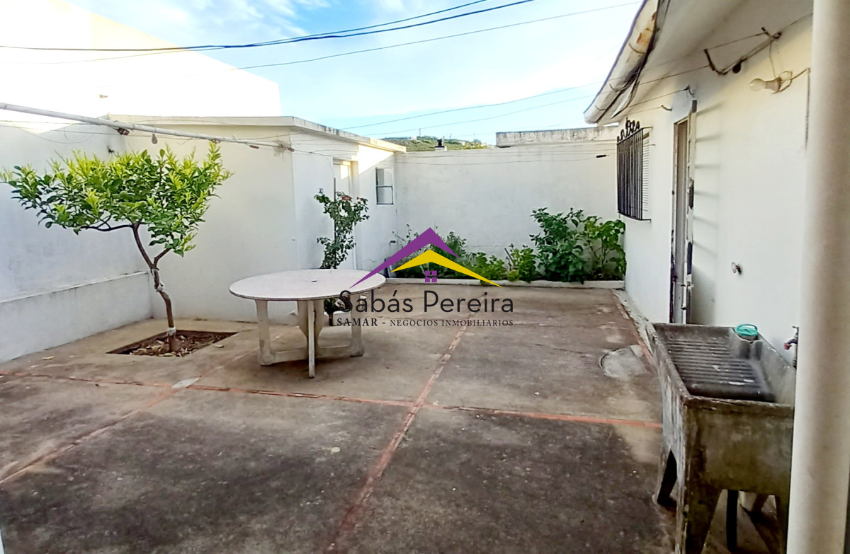 Casa ID.41046 - Venta casa 2 dormitorio, 1 baño. Centro, Piriápolis, Maldonado.