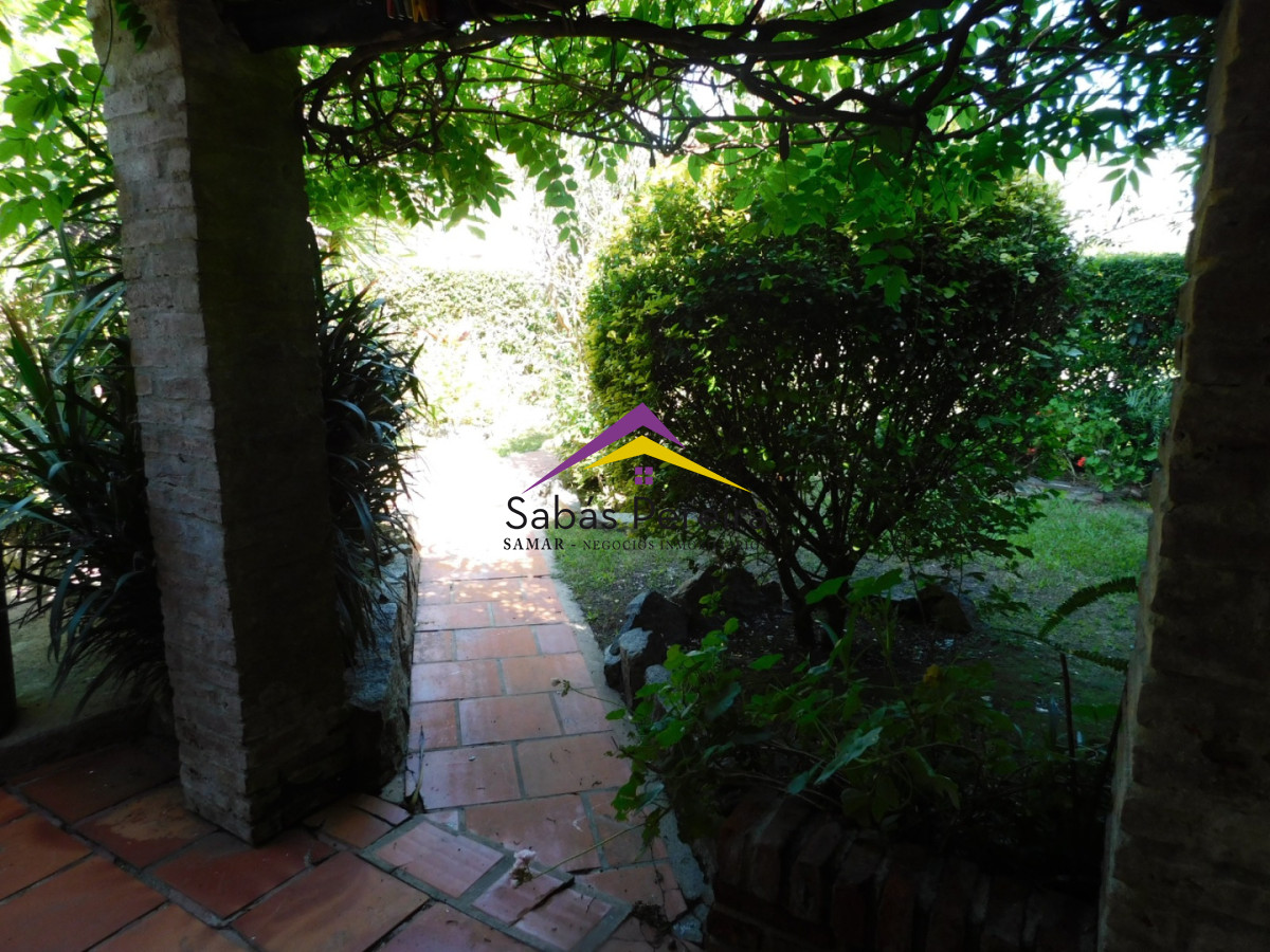 Casa ID.41685 - Casa en Alquiler Anual en Playa Hermosa - Piriápolis