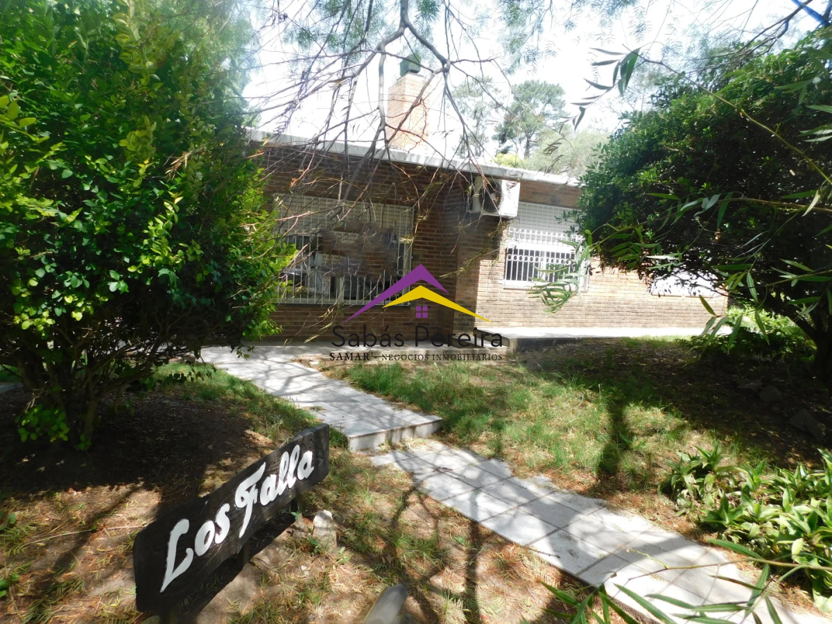 Casa ID.41540 - Venta casa 3 dormitorios 2 baños, Country, Piriapolis, Maldonado