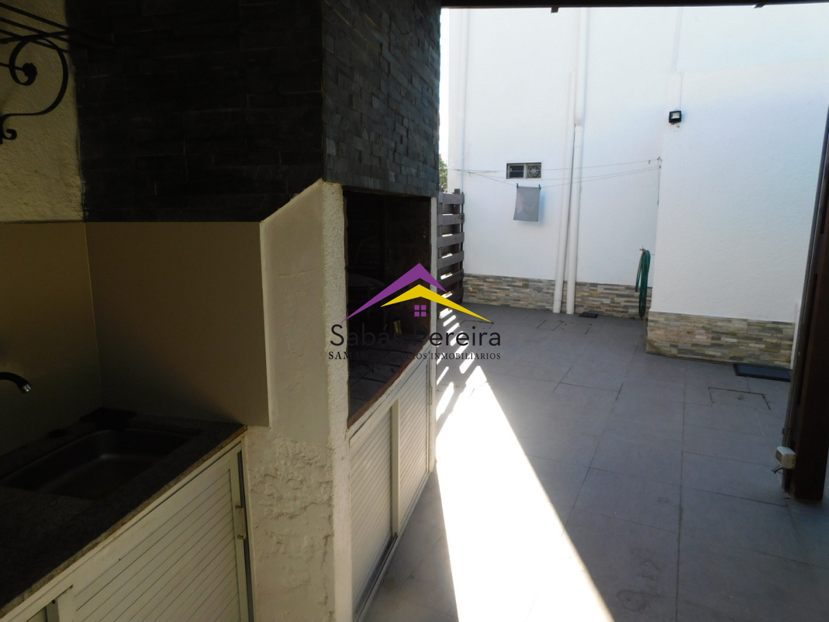 Casa ID.41431 - Venta casa de 3 dormitorios 3 baños en Playa Grande, Piriapolis, Maldonado