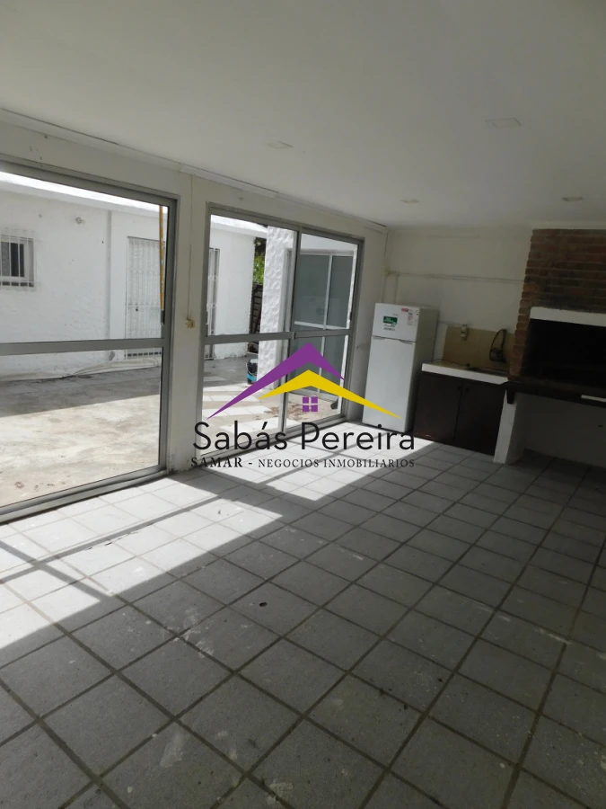 Casa ID.41540 - Venta casa 3 dormitorios 2 baños, Country, Piriapolis, Maldonado