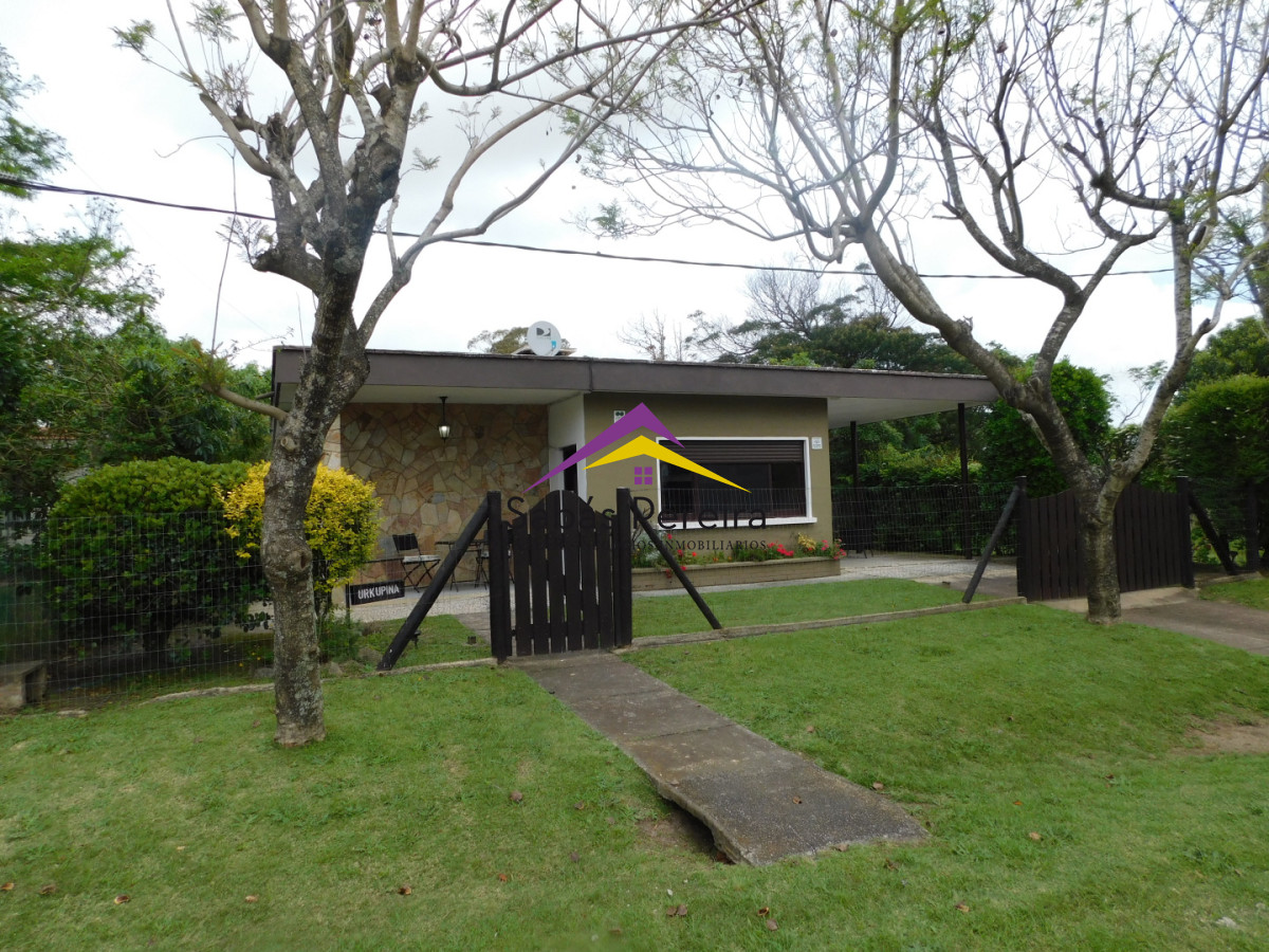 Casa ID.41534 - Casa en alquiler 3 dormitorios 2 baños Playa Hermosa, Piriapolis, Maldonado