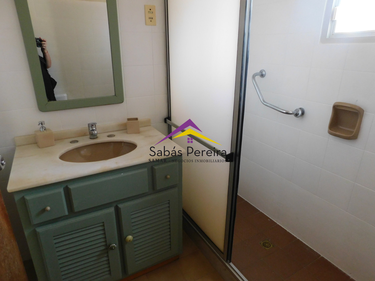 Casa ID.41412 - Venta casa de 3 dormitorios 2 baños Centro, Piriapolis, Maldonado