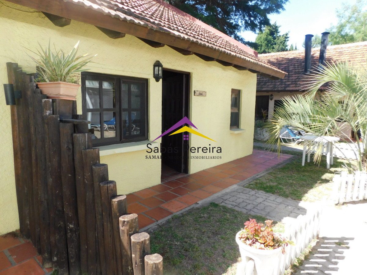 Casa ID.41541 - Venta complejo de 10 casas 20 dormitorios10 baños, San Francisco, Piriapolis, Maldonado