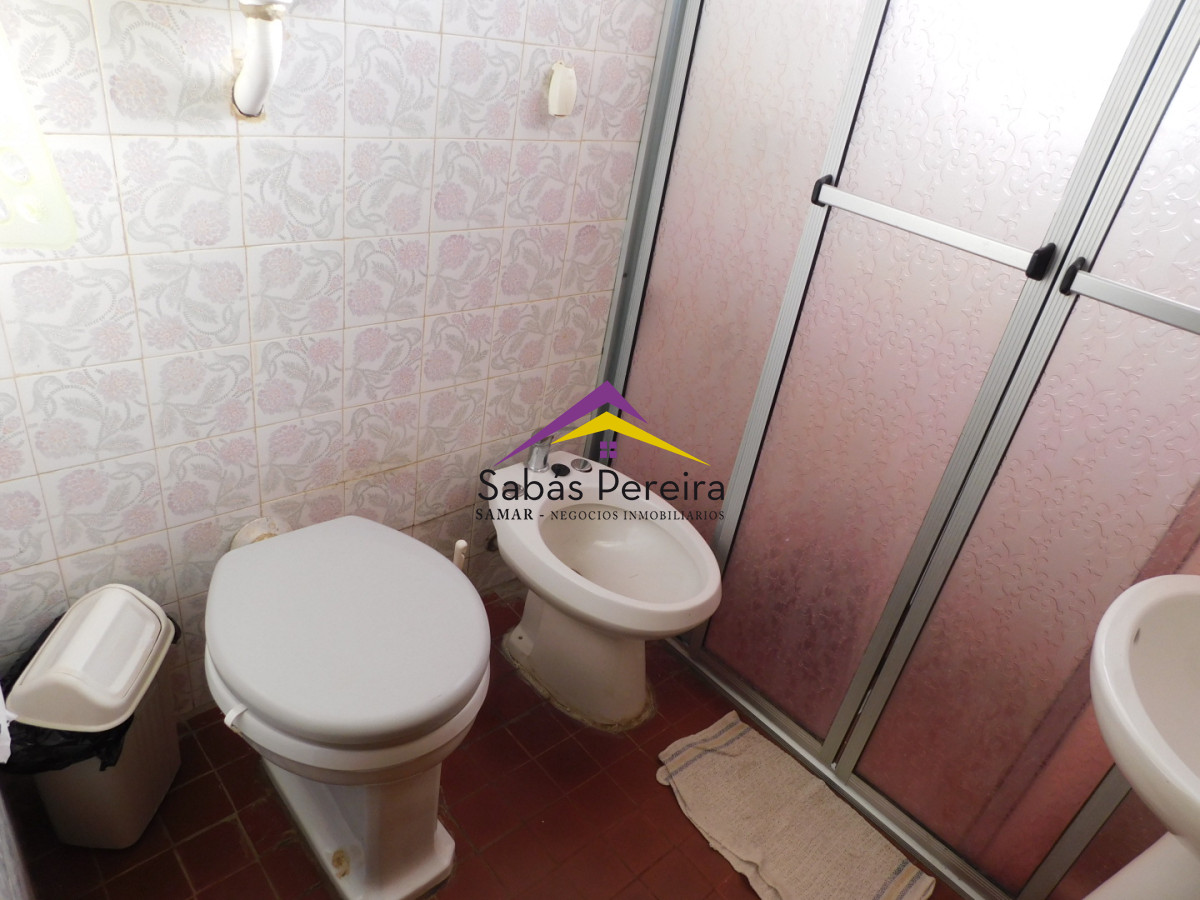 Casa ID.41437 - Venta casa de 4 dormitorios 1 baños en Playa Hermosa, Piriapolis, Maldonado