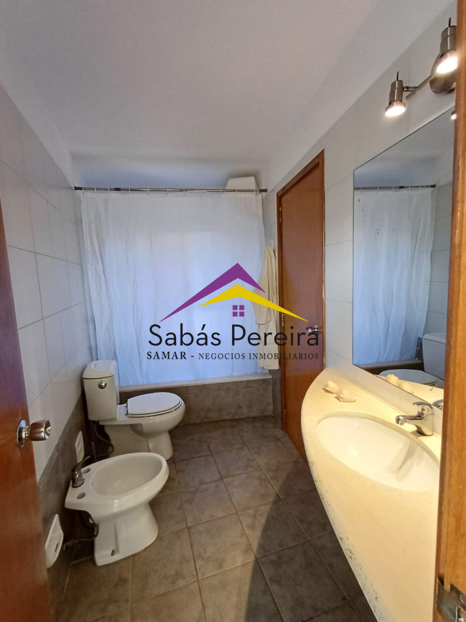 Casa ID.38232 - Casa en Montoya, 3 dormitorios en alquiler de temporada