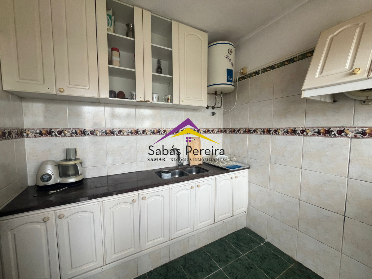 Casa ID.41487 - Venta de casa con amplio depósito