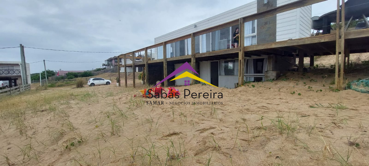 Casa ID.41280 - VENTA CASA PUNTA DEL DIABLO EN LA PLAYA