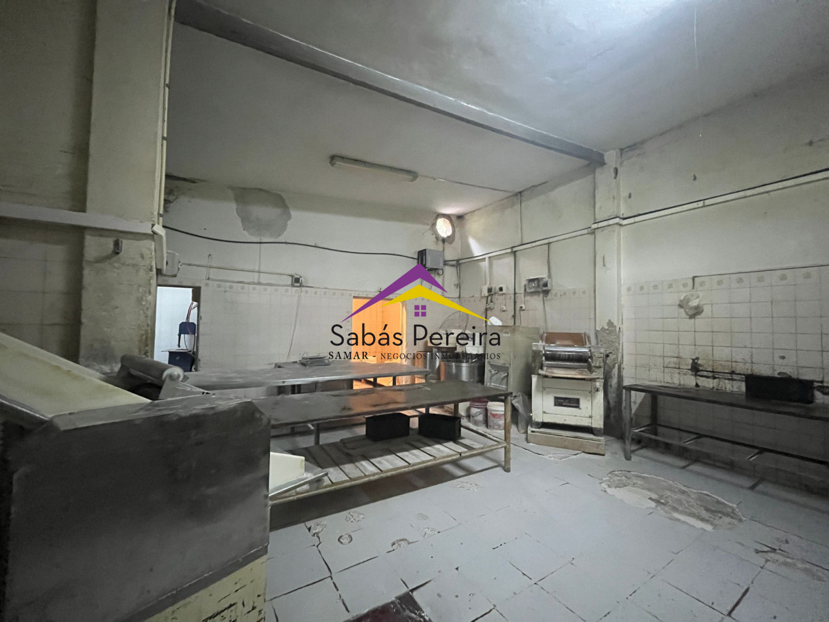 Casa ID.41487 - Venta de casa con amplio depósito