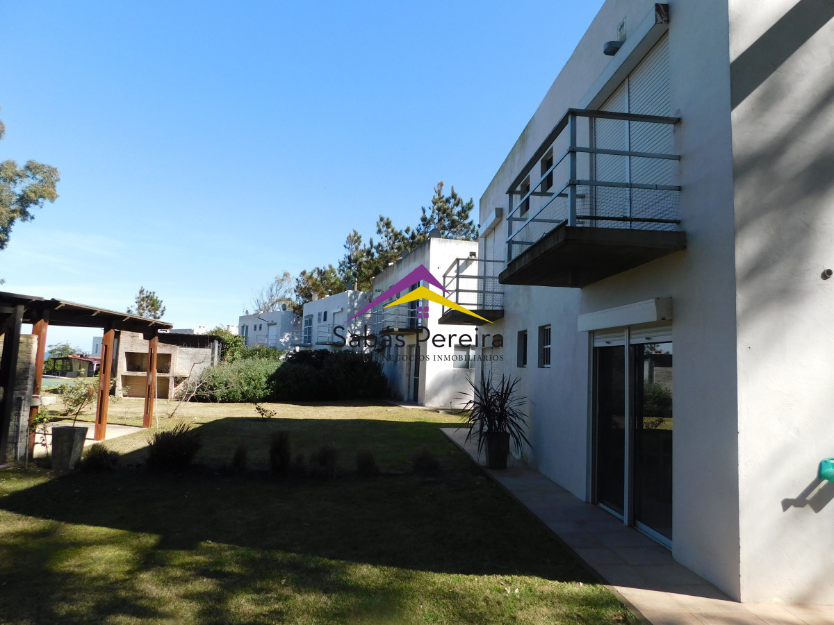 Casa ID.41455 - Venta casa 2 dormitorios 2 baños, Bella Vista, Piriapolis, Maldonado
