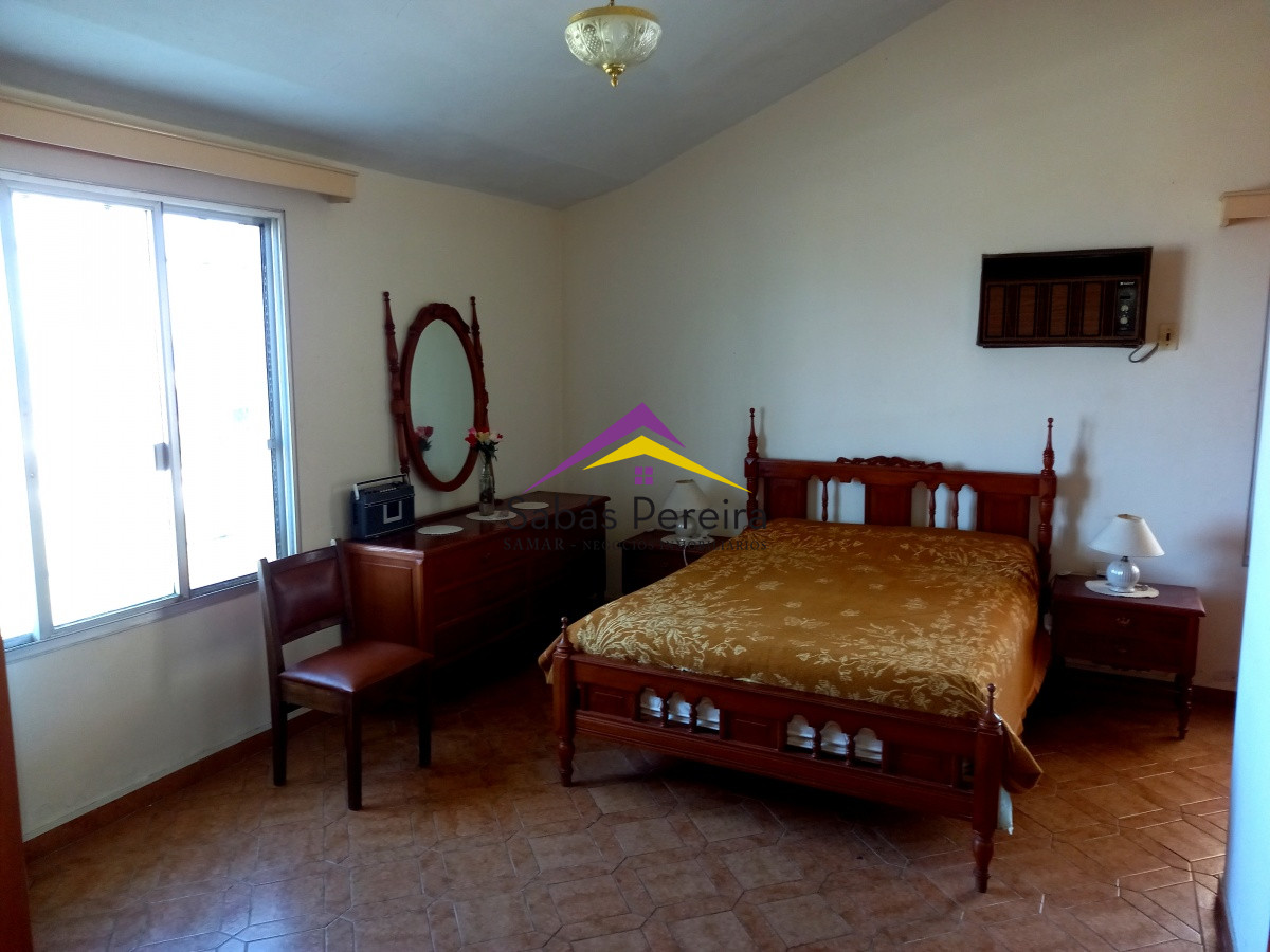 Casa ID.40917 - Venta casa 4 dormitorios, 5 baños, Playa Grande, Maldonado. 