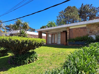 Venta de casa de 2 dormitorios Punta del Este