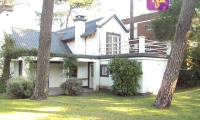 Casa en Venta parada 5 de la Playa Brava Aidy Grill