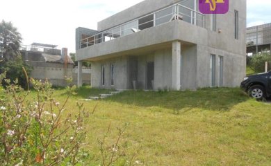 VENTA CASA 3 DORMITORIOS MALDONADO PUNTA PIEDRAS MANANTIALES