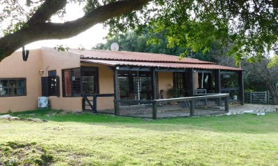 Venta chacra con casa sobre ruta 60 de 20há, Lavalleja.