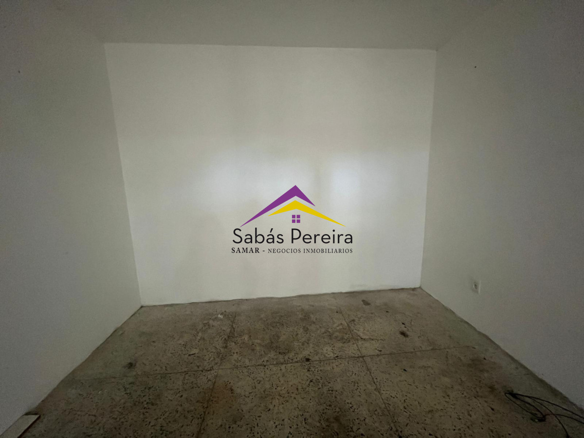 Local Comercial ID.37597 - Local comercial en galería sobre Gorlero