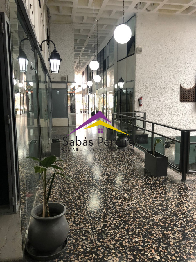 Local Comercial ID.41214 - ALQUILER LOCAL COMERCIAL PUNTA DEL ESTE