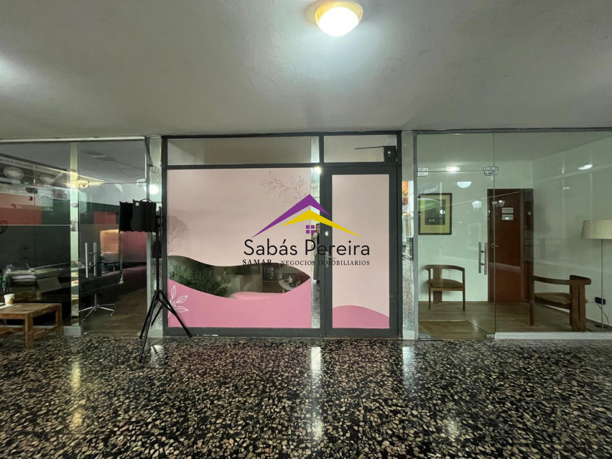 Local Comercial ID.41766 - Local en venta en galería sobre Gorlero