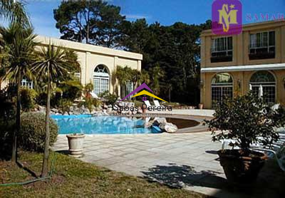 Local Comercial ID.38358 - Hotel en Venta en Punta del Este