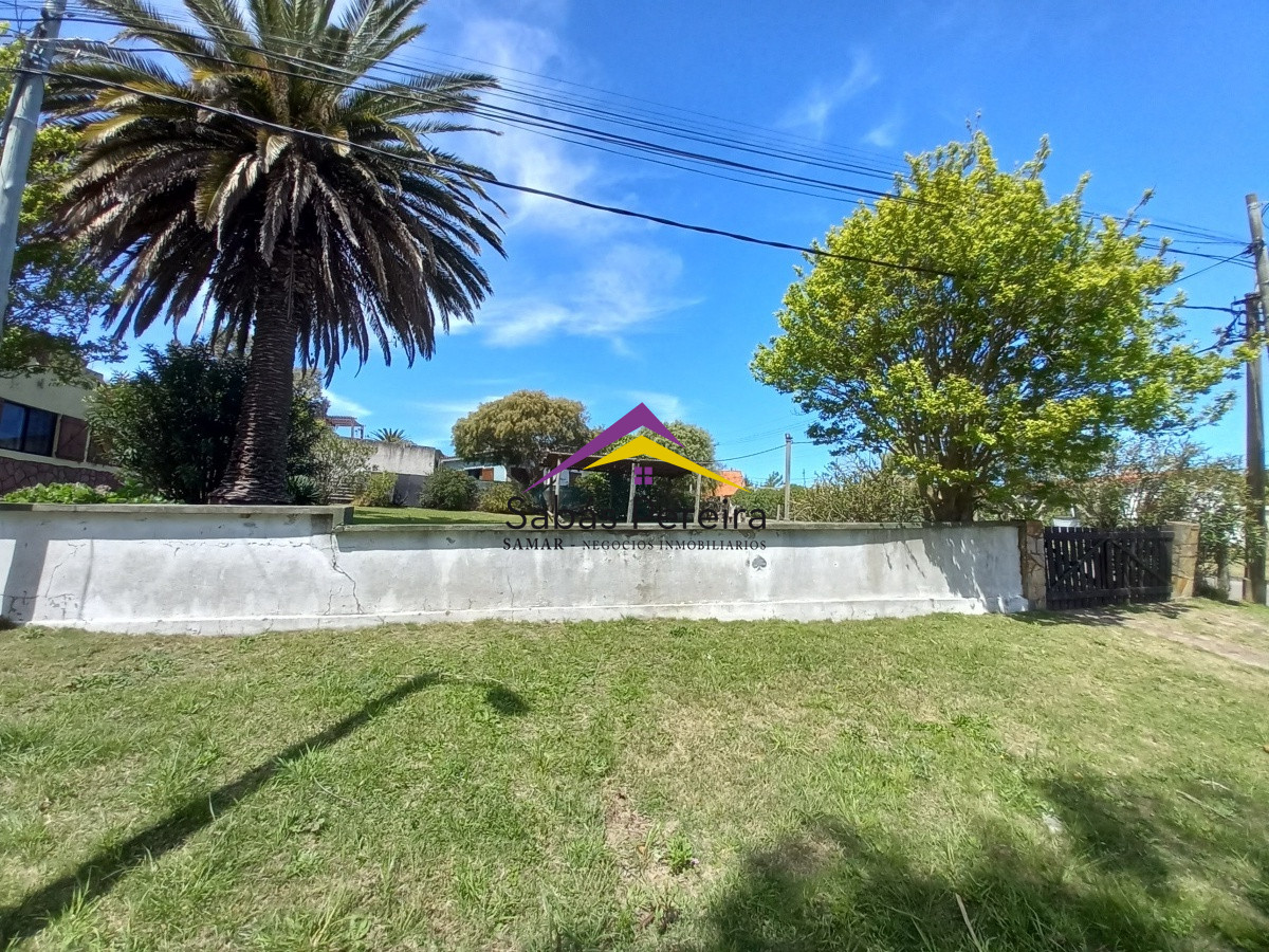 Terreno ID.41021 - Venta Terreno esquina 400m2, Piriápolis Centro, Maldonado