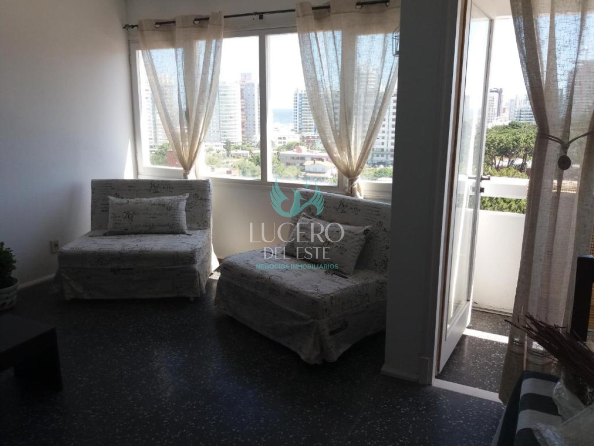 Apartamento ID.1241 - Alquiler Anual o Invernal Apartamento 2 dormitorios en Punta del este, Aidy Grill