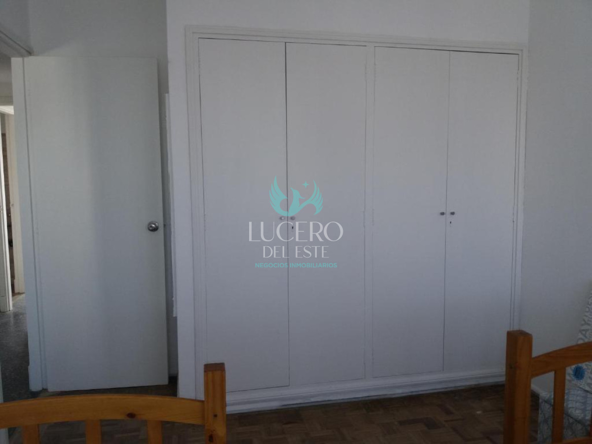 Apartamento ID.1241 - Alquiler Anual o Invernal Apartamento 2 dormitorios en Punta del este, Aidy Grill