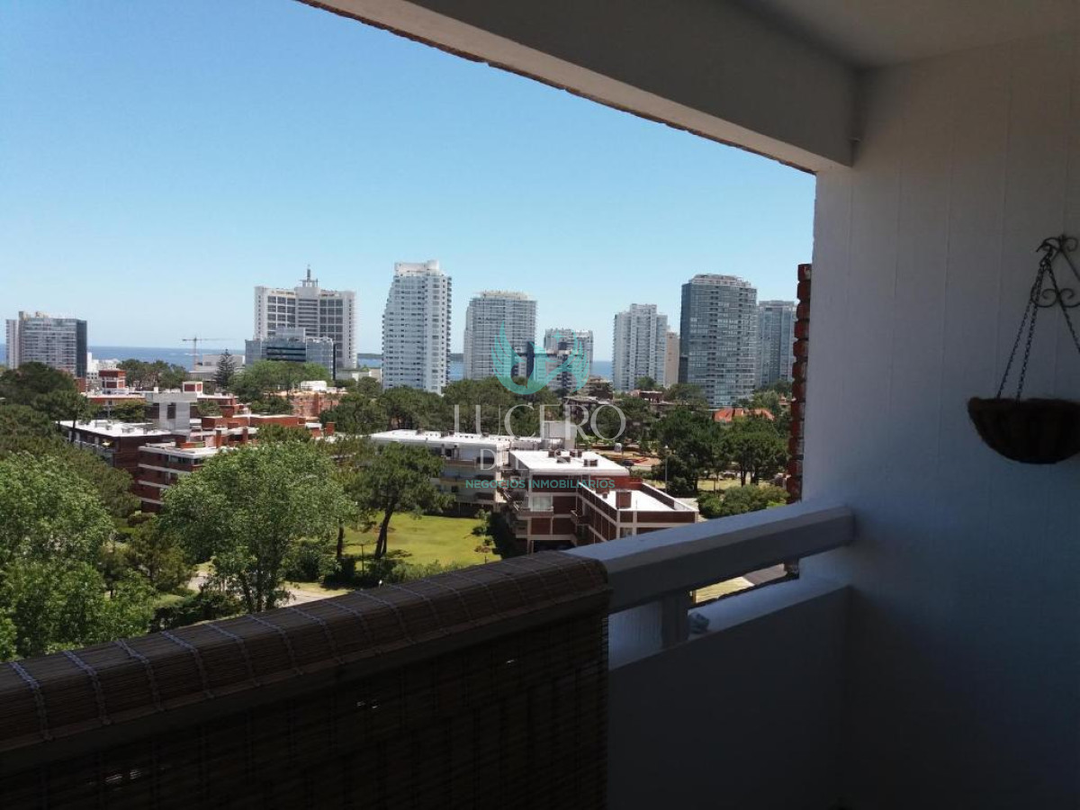 Apartamento ID.1241 - Alquiler Anual o Invernal Apartamento 2 dormitorios en Punta del este, Aidy Grill