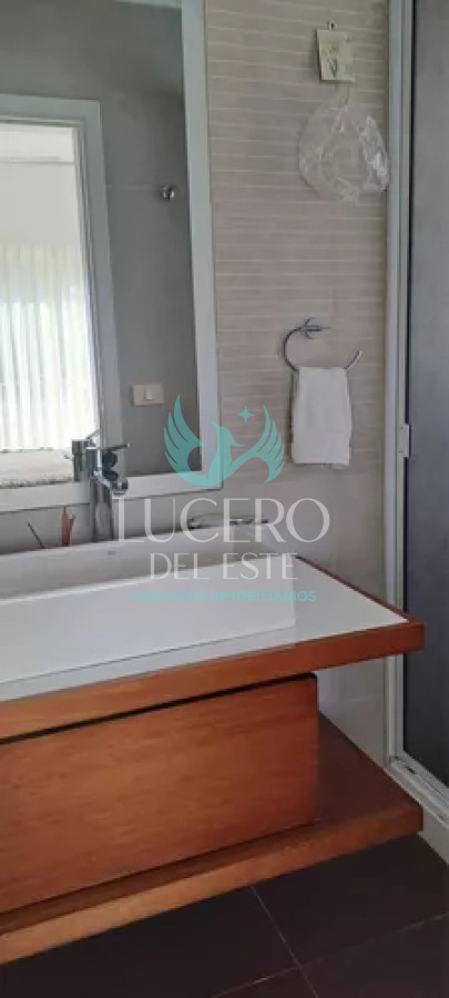 Apartamento ID.1295 - Alquiler invernal apartamento 3 dormitorios 2 baños en Punta del este, península