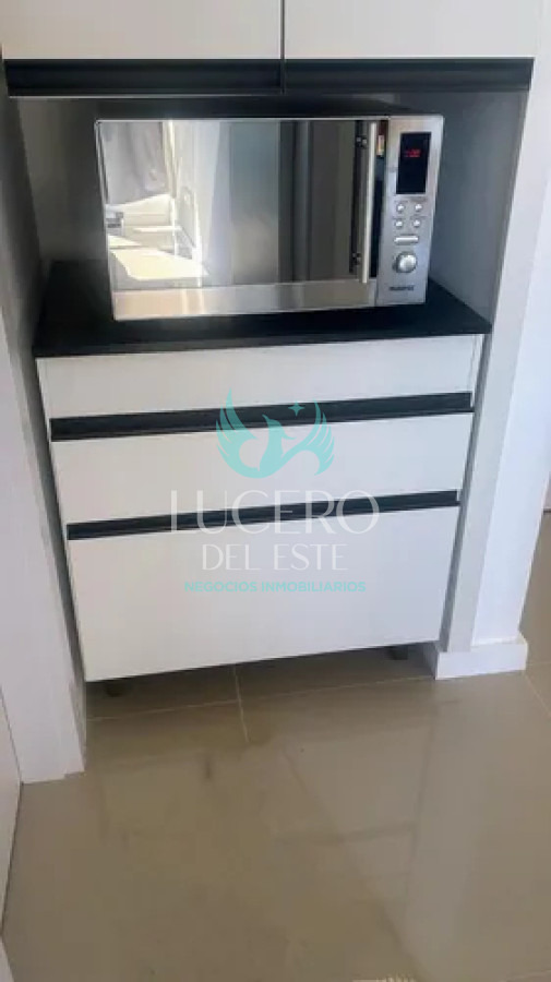 Apartamento ID.1531 - Alquiler Apartamento 1 dormitorio en Av. Roosevelt, Punta del este