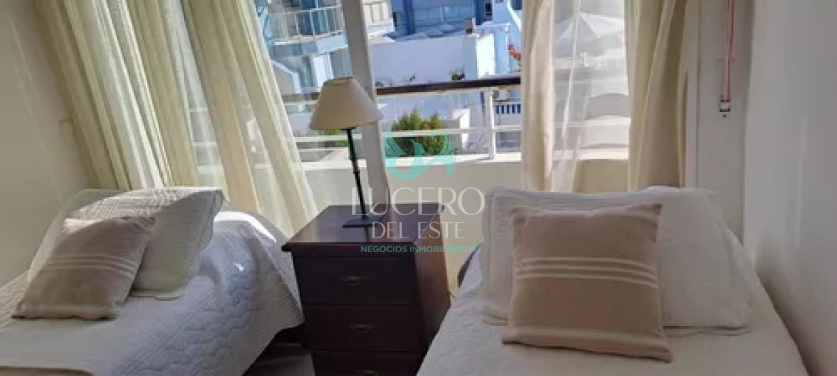 Apartamento ID.1295 - Alquiler invernal apartamento 3 dormitorios 2 baños en Punta del este, península