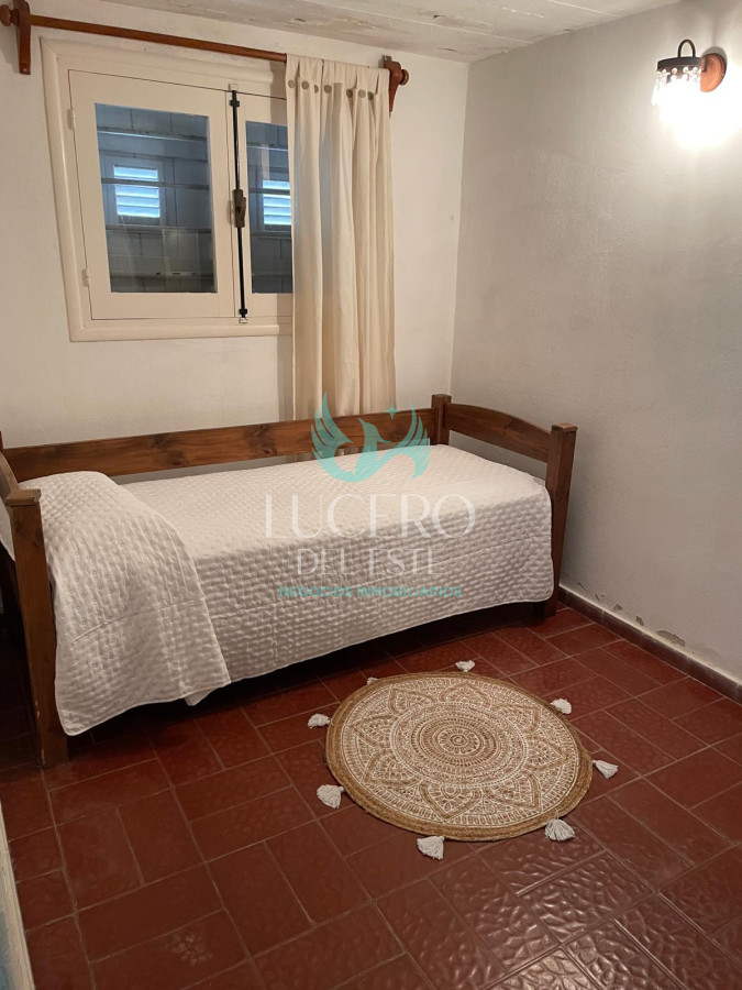 Casa ID.1544 - Alquiler hermosa casa 3 dormitorios 2 baños en Punta del este, San Rafael