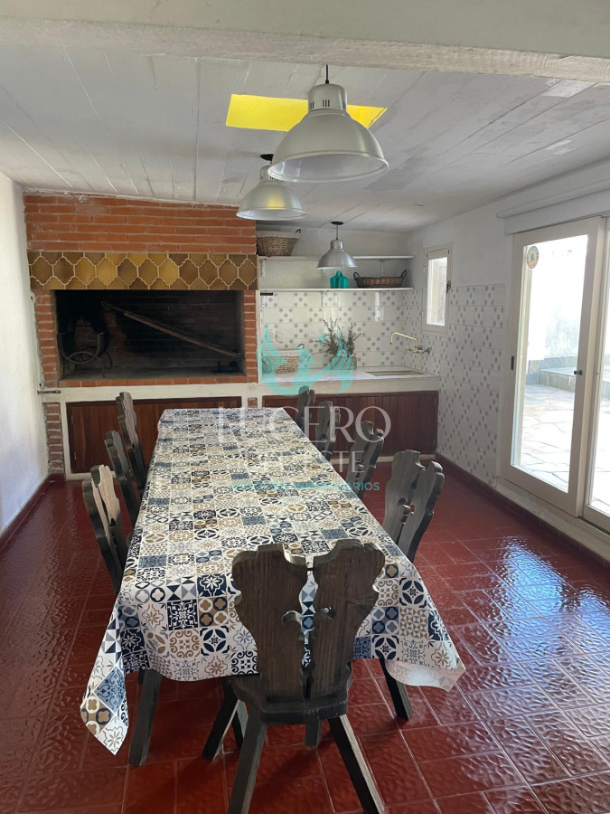 Casa ID.1544 - Alquiler hermosa casa 3 dormitorios 2 baños en Punta del este, San Rafael