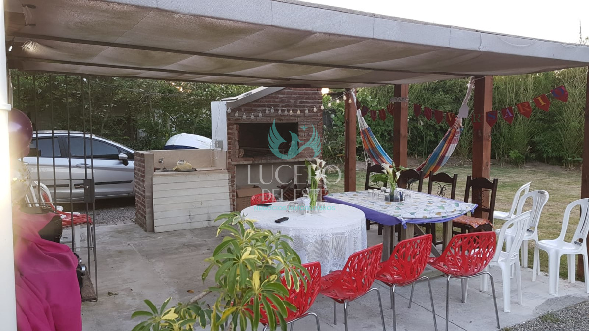 Casa ID.1461 - Alquiler Casa 3 dormitorios 2 baños y amplio jardín en La Barra, El Tesoro