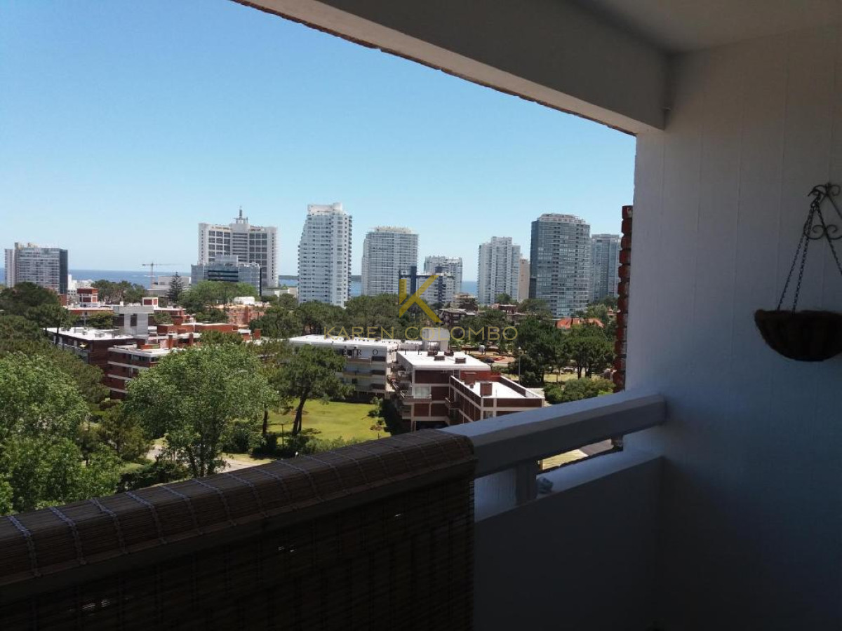 Apartamento ID.21095423 - Alquiler Anual o Invernal Apartamento 2 dormitorios en Punta del este, Aidy Grill