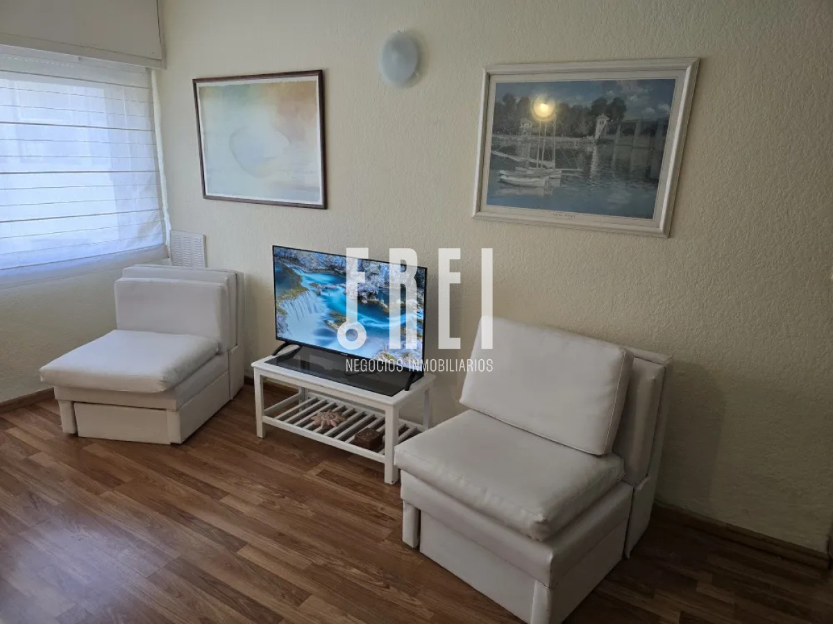 Apartamento ID.353 - Alquiler Apartamento con vista al mar 1 dormitorio en Península, Punta del este 